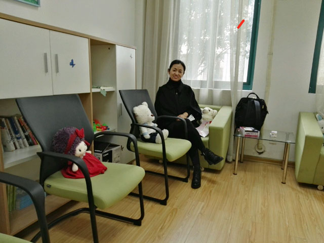 梁燕（南京卫校咨询室）.jpg
