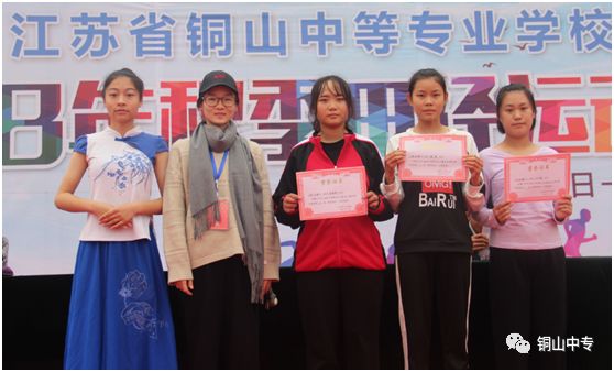 说明: https://mmbiz.qpic.cn/mmbiz_png/QsAtBZK3tia8tE9v5gmdSvlfEKQtqdef0PPtK5OAJKk56oTKMmjIGC4ZWFKN8BhOX55uU8dDtV6V6ffSuiaP7Bzg/640?wx_fmt=png