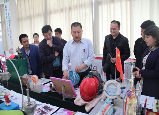 说明: C:\Users\gaolu\Desktop\20180419\IMG_0717.JPG